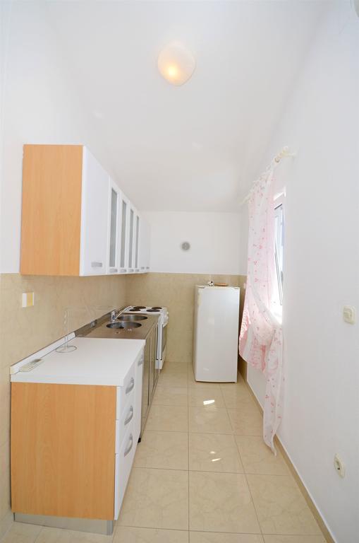 Apartments Branislav Rogoznica  Exterior photo